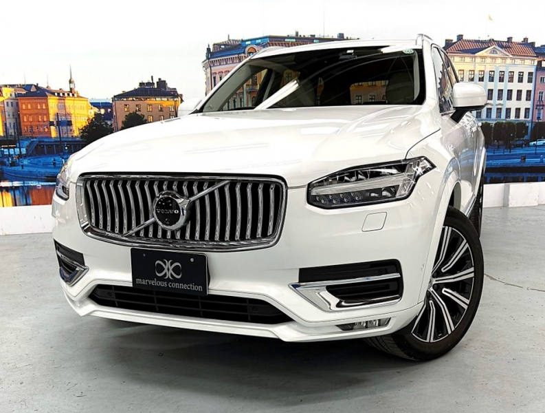 ボルボ XC90 D5 AWD インスクリプション 4WD　ハーマン/運転支援/白革/ACC/HUD/後期/禁煙