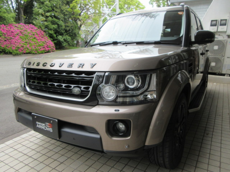 ランドローバー ディスカバリー 3.0V6SC SE 本革 3SR 純正ナビTV 純正19AW 7人乗り 後期モデル  ブラックデザインパック サイドステップ 全方位カメラ MERIDIANサラウンド  リバーストラフィック エクステンテドルーフレール  バイキセノンヘッドライト スマートKEY ワンオーナー車 正規ディーラー車 右ハンドル 全正規ディーラー記録簿多数