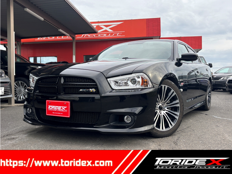 ダッジ チャージャー SRT8　スーパービー
