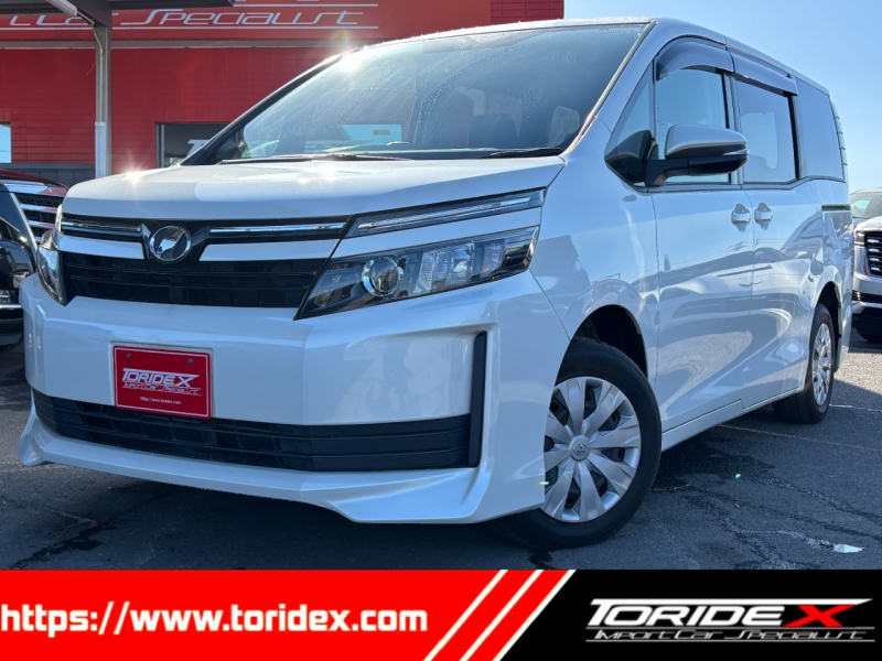 トヨタ ヴォクシー X