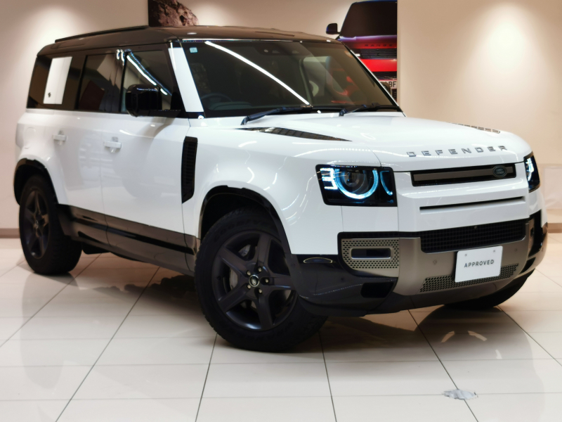 ランドローバー ディフェンダー 110 XダイナミックSE 3.0L D300 AWD 1オーナー 黒革シート フロントシートヒーター 電子制御エアサスペンション MERIDIANサウンド インタラクティブドライバーディスプレイ ステアリングヒーター 20インチアルミホイール クリアサイトインテリアリアビューミラー