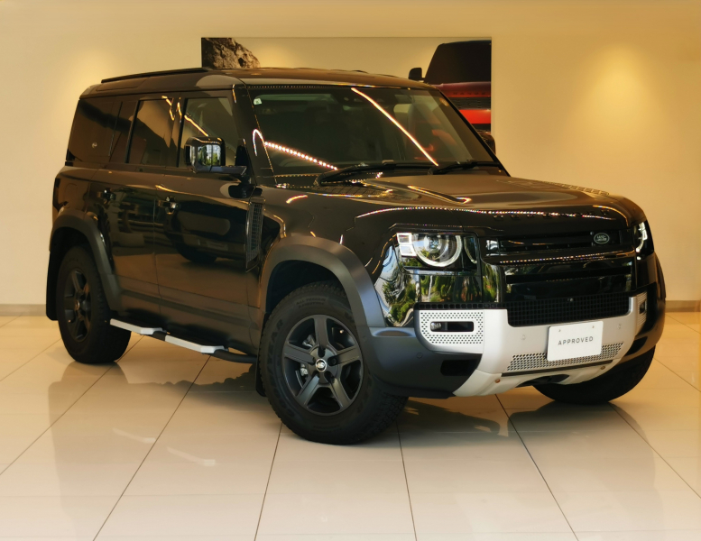 ランドローバー ディフェンダー 110 スタンダード 2.0L P300 AWD 1オーナー 黒シート フロントシートヒーター 電子制御エアサスペンション フィックスドサイドステップ インタラクティブドライバーディスプレイ ステアリングヒーター クリアサイトインテリアリアビューミラー