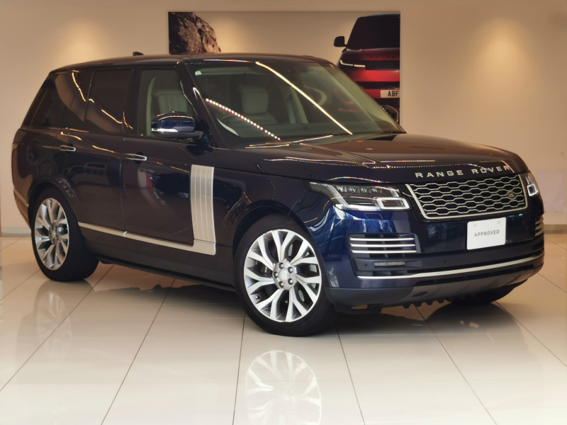 ランドローバー レンジローバー オートバイオグラフィ 5.0L V8S/C P525 AWD 1オーナー アイボリー革シート サンルーフ 全席シートヒーター＆クーラー、フロントシートマッサージ 電動サイドステップ MERIDIANサウンド ステアリングヒーター